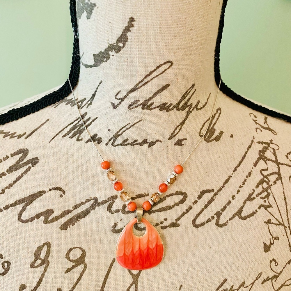 Elegant Orange Pendant Necklace, Bracelet & Earrings Set